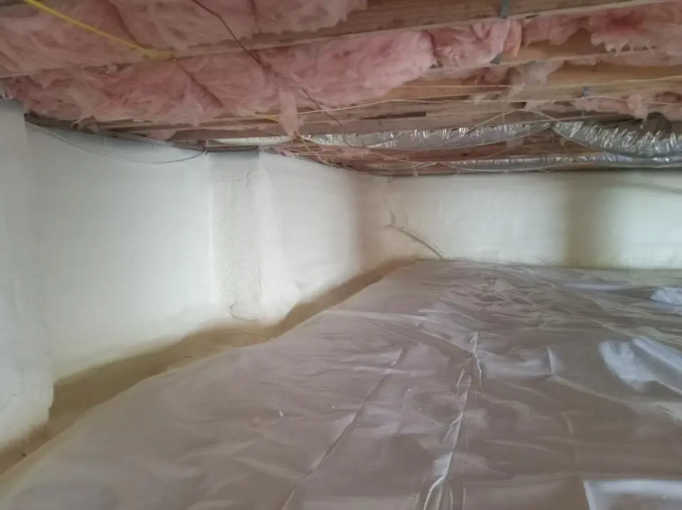 Crawl space encapsulation with closed-cell spray foam for Spray Foam Roofing in Munford
